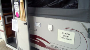 Buying a second hand grey nomad rig