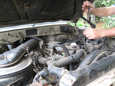 Grey nomads, LandCruiser, Bush mechanics