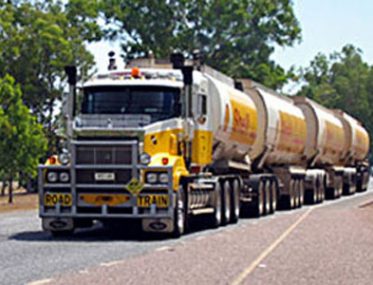 Australian grey nomads caravans and motorhomes to share rest areas and truckies to share rest araeas