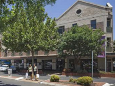 Grey nomads encouraged to visit regions