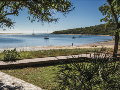 Agnes Water and 1770 loved by grey nomads