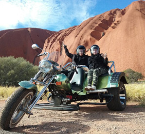 harley-davidson ride around uluru 