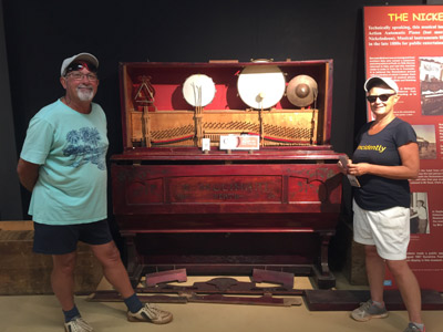 Ian and Susan were thrilled to discover an old Nickelodon in Cue