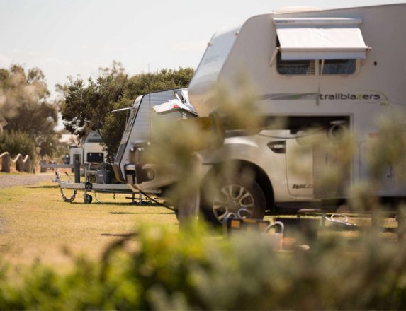 low cost camping area in Geelong
